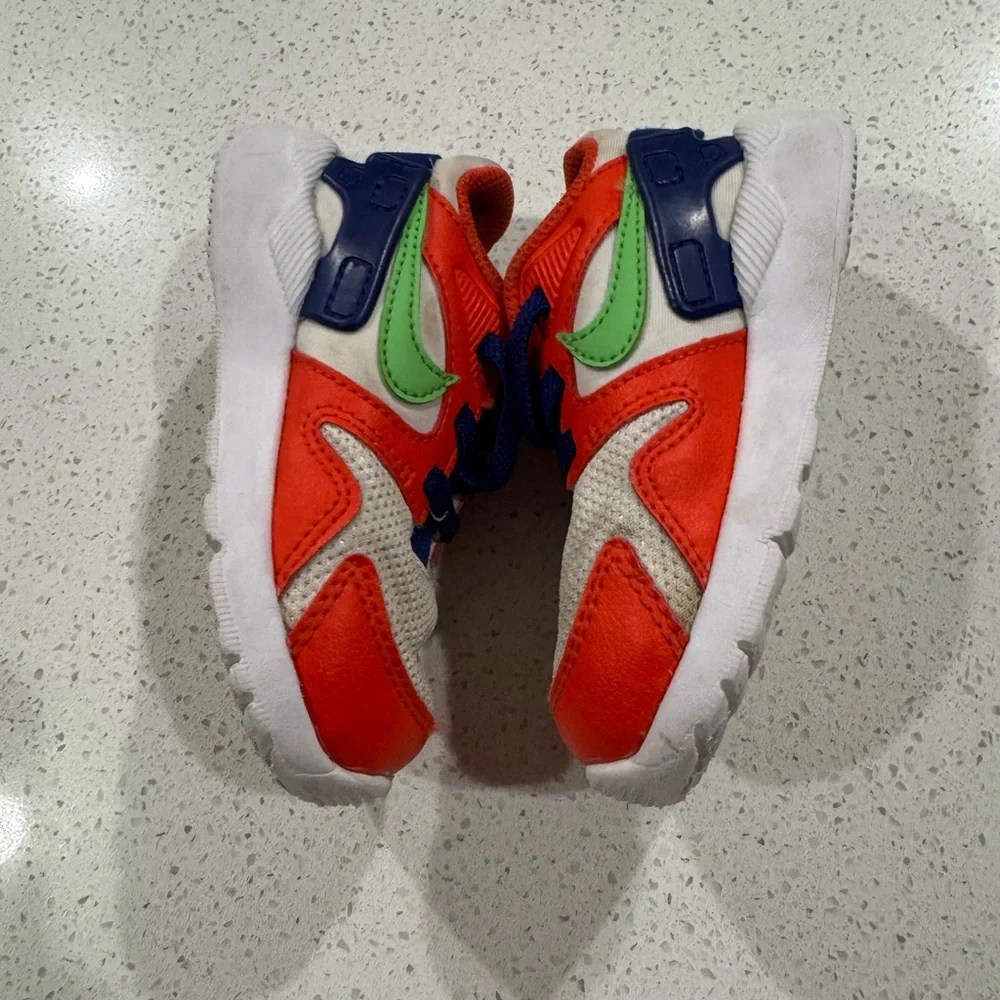 Nike Toddler LD Victory TDE 'Team Orange Blue Green' Size 6C EUC